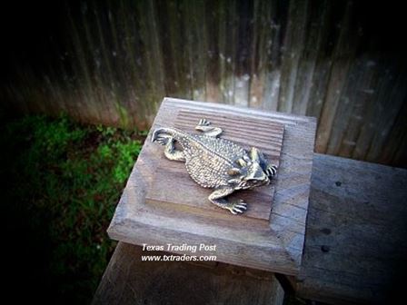 Brass Texas Horny Toad Paperweight 